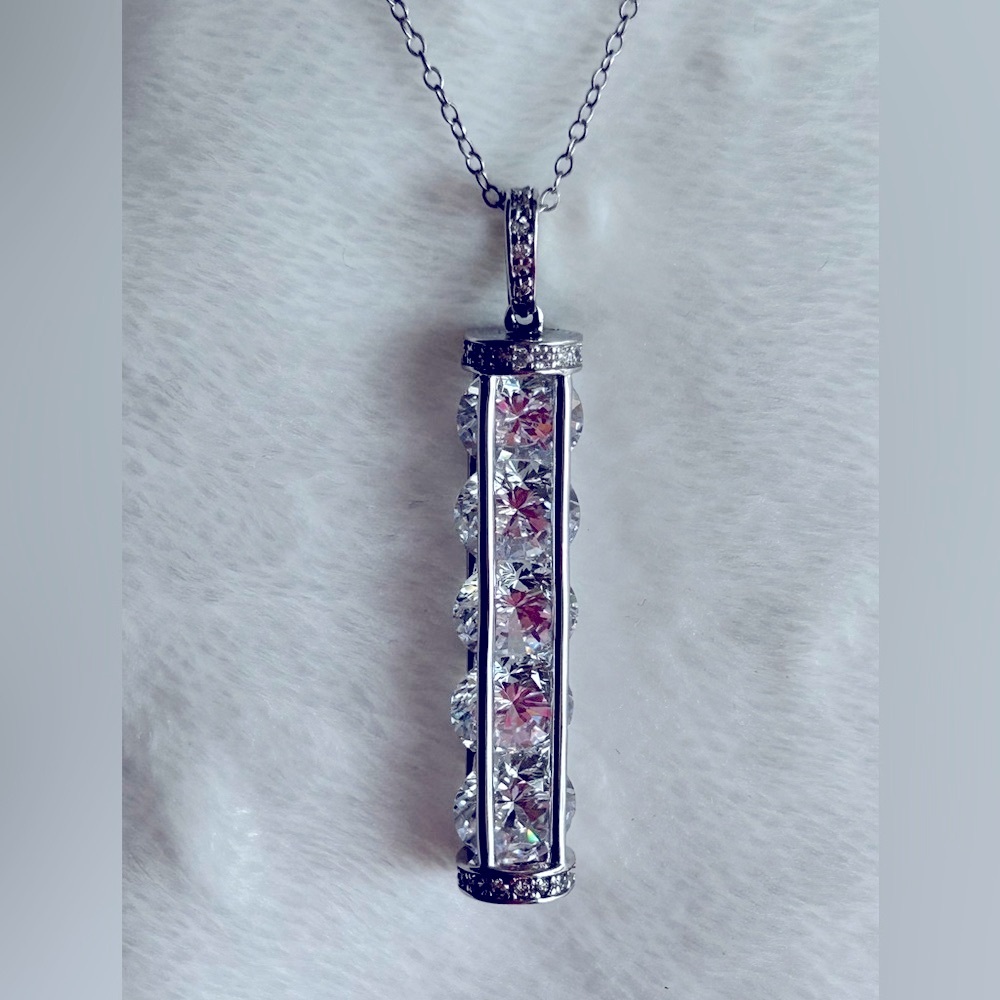 New 18” Sterling 5 Floating Diamond Chain and Pendant Necklace